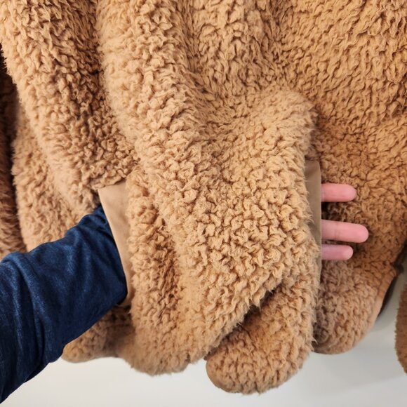 Abercrombie & Fitch Brown Sherpa Pullover - Size Small - Picture 6 of 6